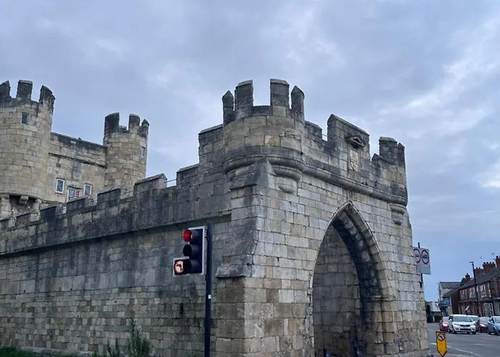 The Tannery Mews 2 Bedroom Dublex * York